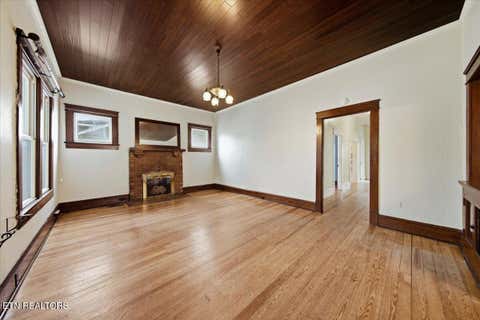 Tiny photo for 227 E Burwell Ave, Knoxville, TN 37917 (MLS # 1349511)