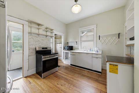 Tiny photo for 227 E Burwell Ave, Knoxville, TN 37917 (MLS # 1349511)