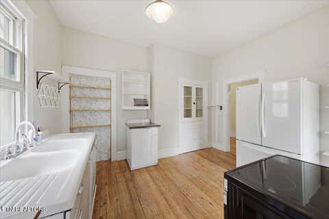 Tiny photo for 227 E Burwell Ave, Knoxville, TN 37917 (MLS # 1349511)