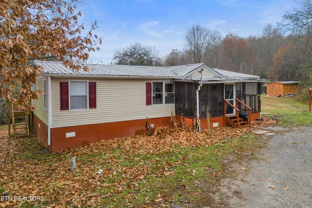 Photo of 341 Shumate Drive, New Tazewell, TN 37825 (MLS # 1322861)