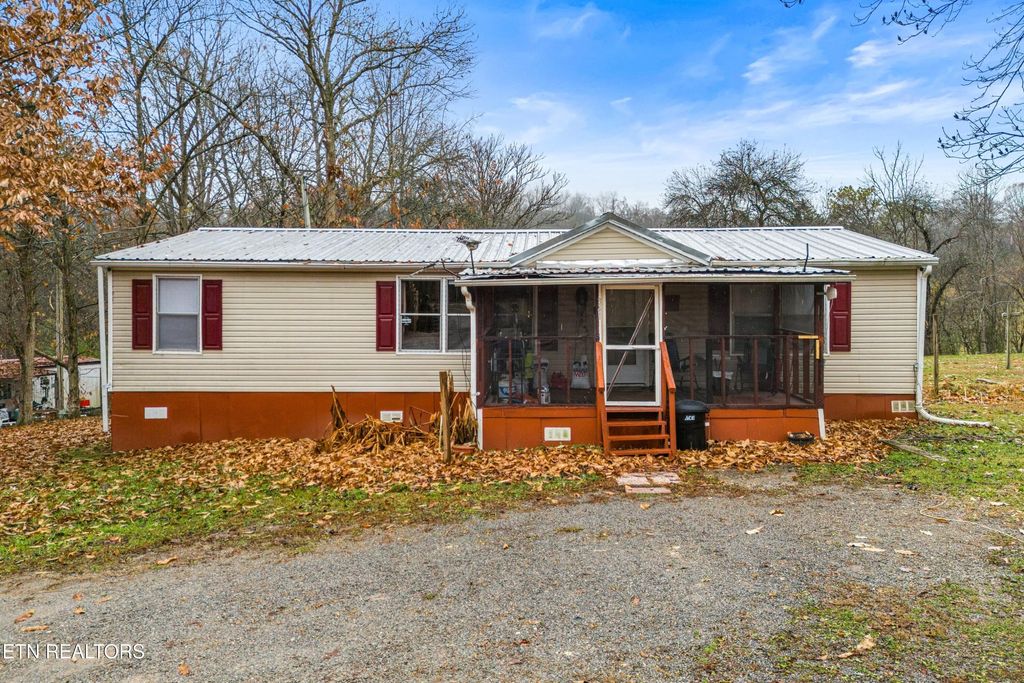 Photo of 341 Shumate Drive, New Tazewell, TN 37825 (MLS # 1322861)