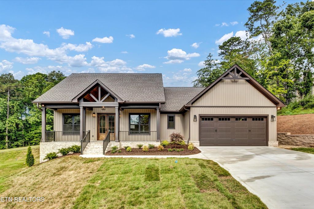 Photo of 204 Kawga Lane, Loudon, TN 37774 (MLS # 1309206)