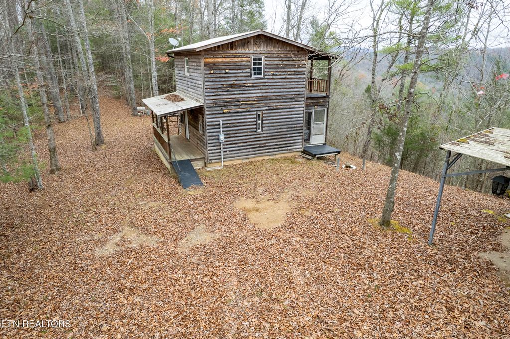 Photo of 1855 Catoosa Rd Rd, Wartburg, TN 37887 (MLS # 1308390)
