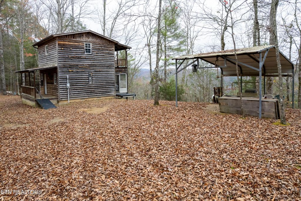 Photo of 1855 Catoosa Rd Rd, Wartburg, TN 37887 (MLS # 1308390)