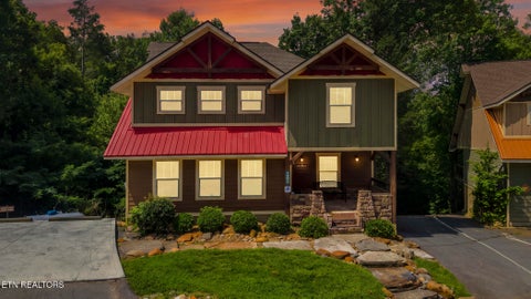 Photo of 1206 Bianca Way, Gatlinburg, TN 37738 (MLS # 1352620)