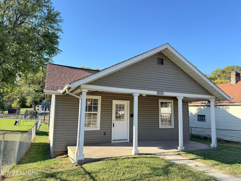 Photo of 1411 Brookside Ave, Knoxville, TN 37921 (MLS # 1318265)