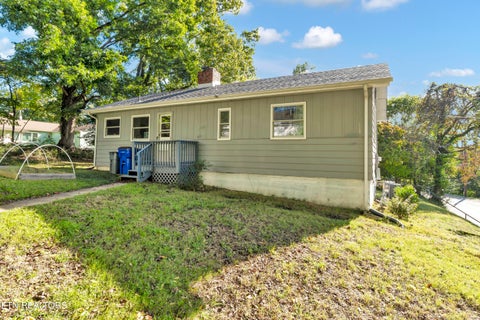 Tiny photo for 604 Florida Ave, Oak Ridge, TN 37830 (MLS # 1358043)