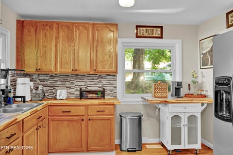 Tiny photo for 604 Florida Ave, Oak Ridge, TN 37830 (MLS # 1358043)