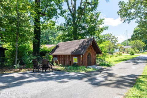 Tiny photo for 167 Manhattan Ave, Oak Ridge, TN 37830 (MLS # 1349932)