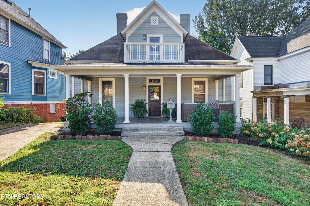 Photo of 236 E Scott Ave, Knoxville, TN 37917 (MLS # 1356038)