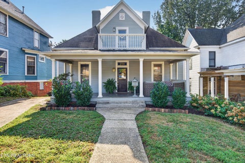 Photo of 236 E Scott Ave, Knoxville, TN 37917 (MLS # 1356038)