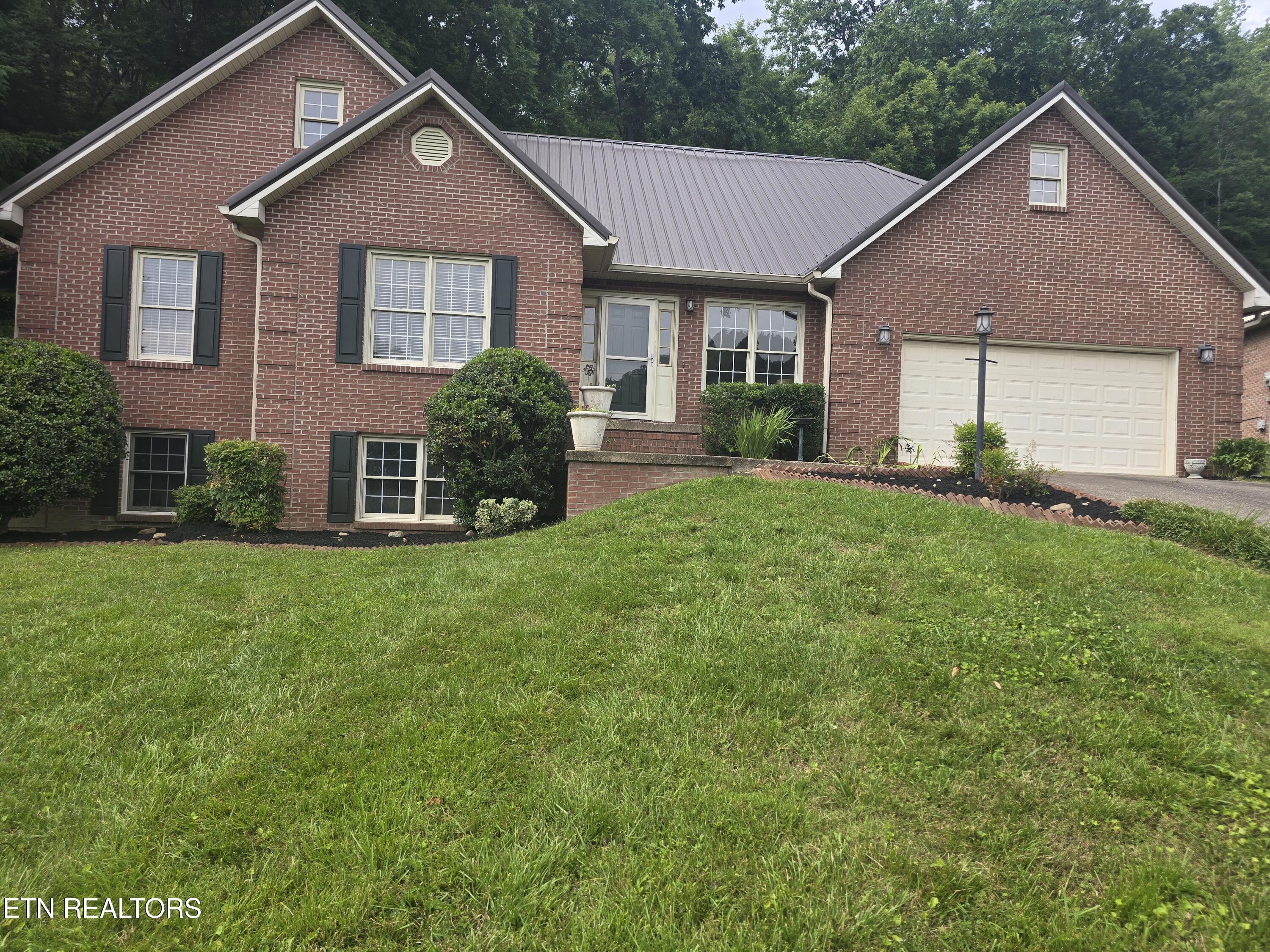 238 Windermere Drive