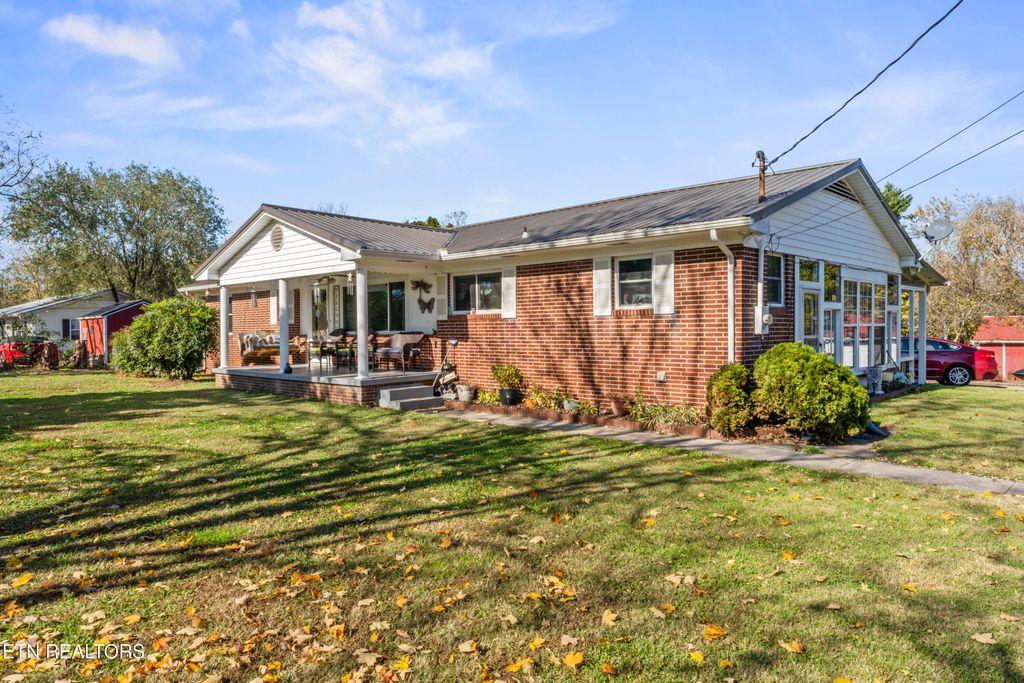 Photo of 3856 Niles Ferry Rd, Greenback, TN 37742 (MLS # 1321214)