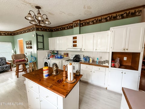 Tiny photo for 239 Cedar Lane, Spring City, TN 37381 (MLS # 1360290)