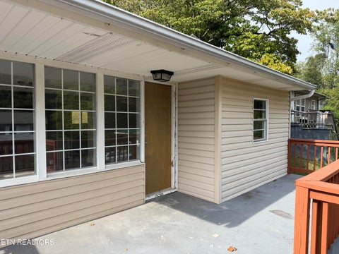 Photo of 153 Johnson Rd, Oak Ridge, TN 37830 (MLS # 1357610)