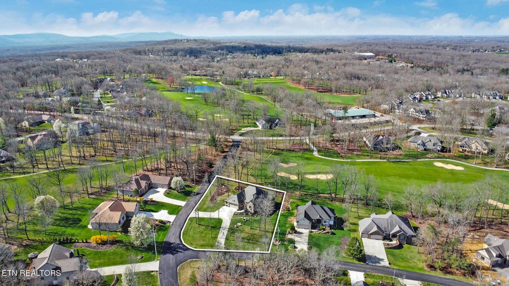 Photo of 103 Bent Oak Terrace, Crossville, TN 38558 (MLS # 1333008)