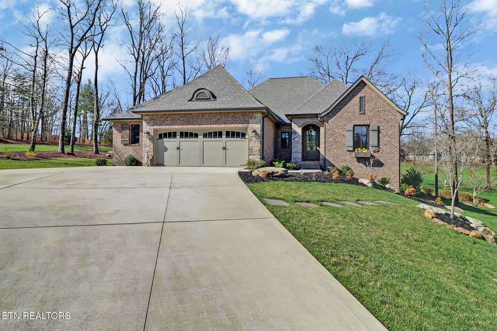 Photo of 103 Bent Oak Terrace, Crossville, TN 38558 (MLS # 1333008)