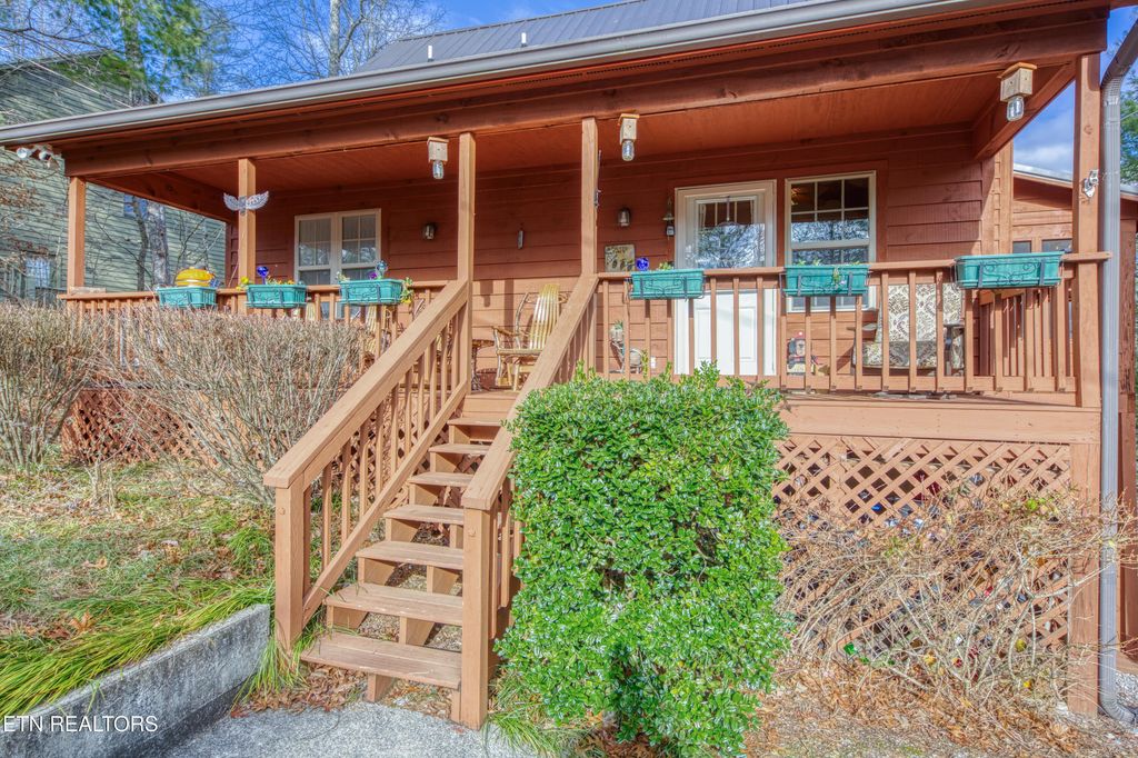 Photo of 233 Ace Gap Rd, Townsend, TN 37882 (MLS # 1286443)