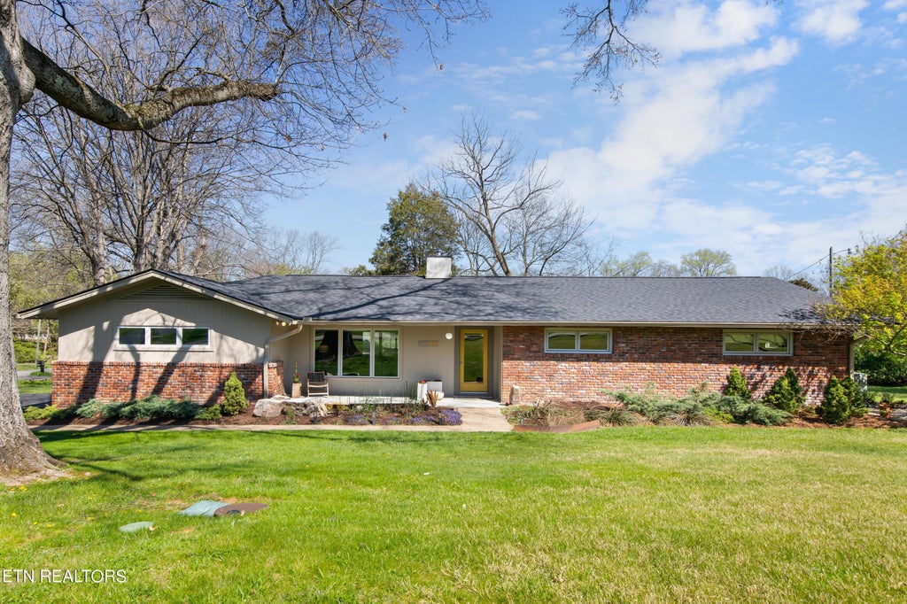 Photo of 7041 NW Stockton Drive, Knoxville, TN 37909 (MLS # 1258056)