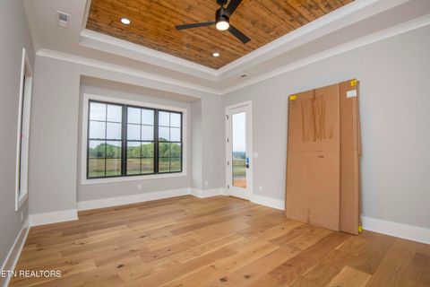 Tiny photo for 165 Grandville Court, Vonore, TN 37885 (MLS # 1316300)