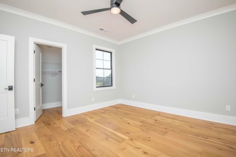 Tiny photo for 165 Grandville Court, Vonore, TN 37885 (MLS # 1316300)