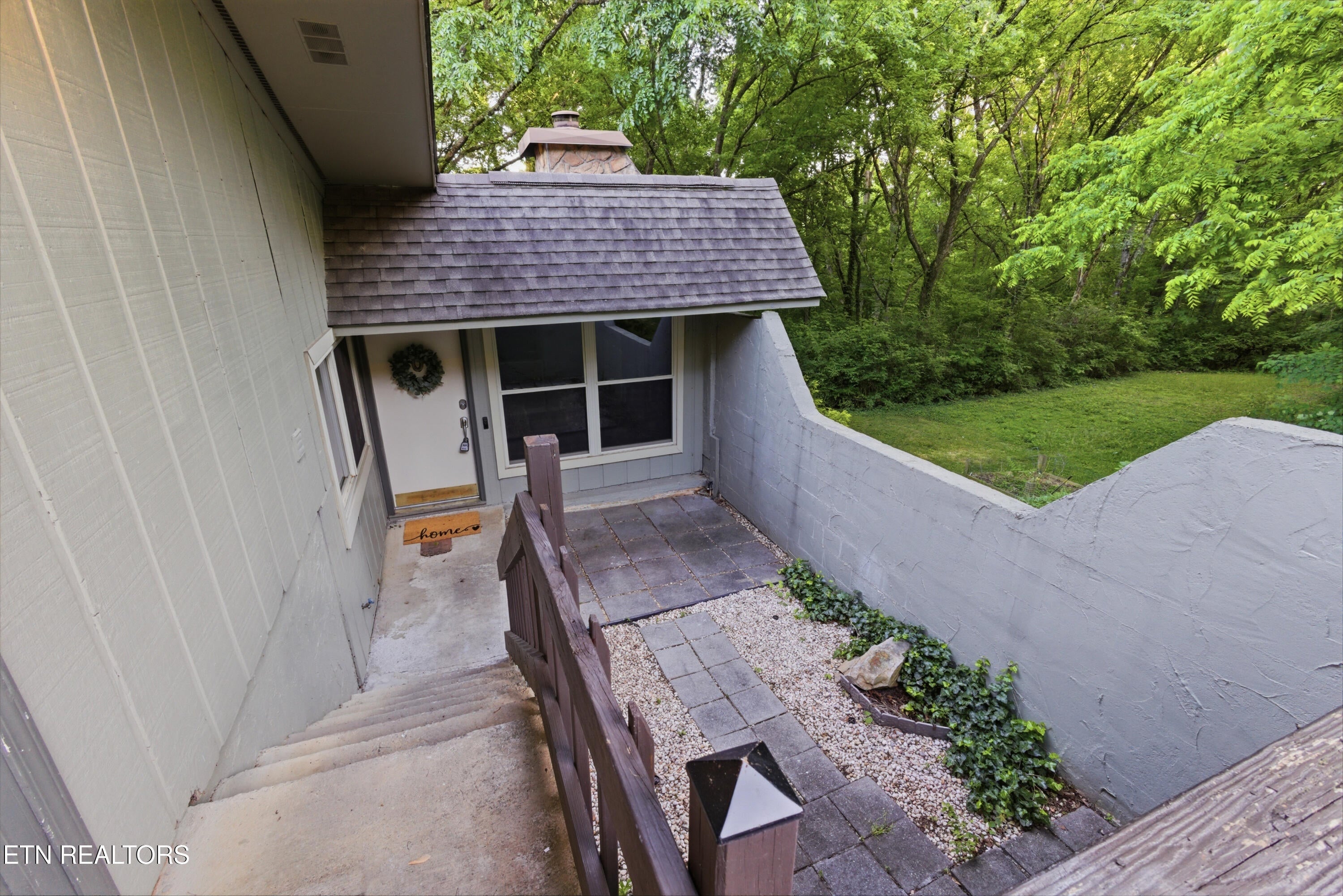 1900 Ridgecrest Drive 304