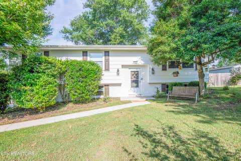 Photo of 1255 Pinecrest Circle, Lenoir City, TN 37772 (MLS # 1344580)