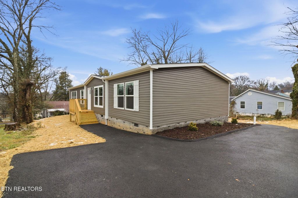 Photo of 2715 Sunset Ave, Knoxville, TN 37914 (MLS # 1331436)