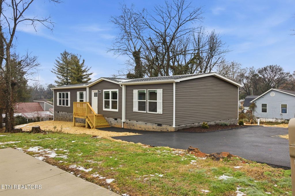 Photo of 2715 Sunset Ave, Knoxville, TN 37914 (MLS # 1331436)