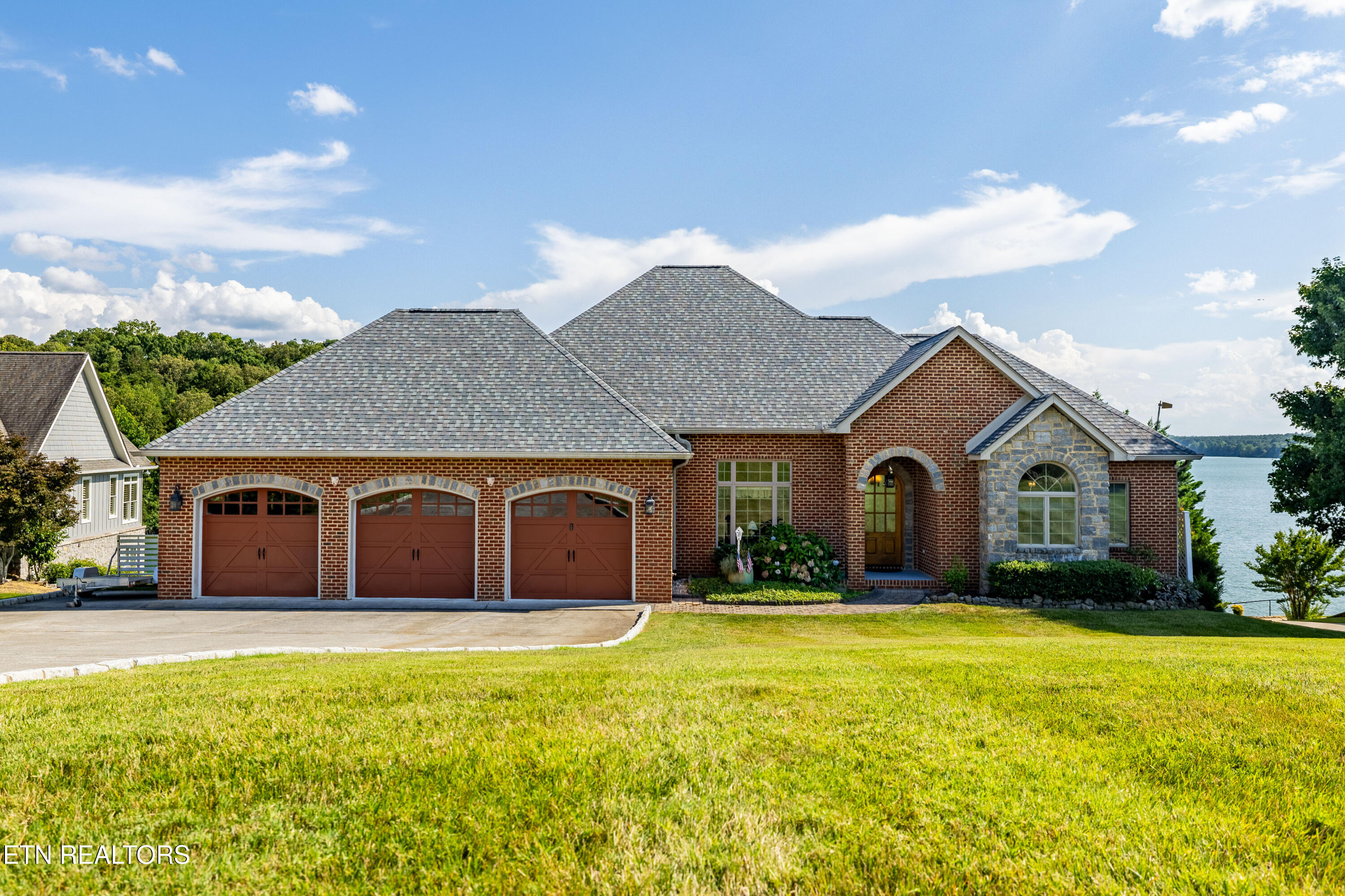 125 Indian Shadows Drive
