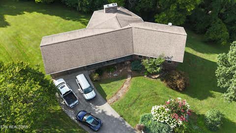 Tiny photo for 103 Farmington Place, Clinton, TN 37716 (MLS # 1348136)