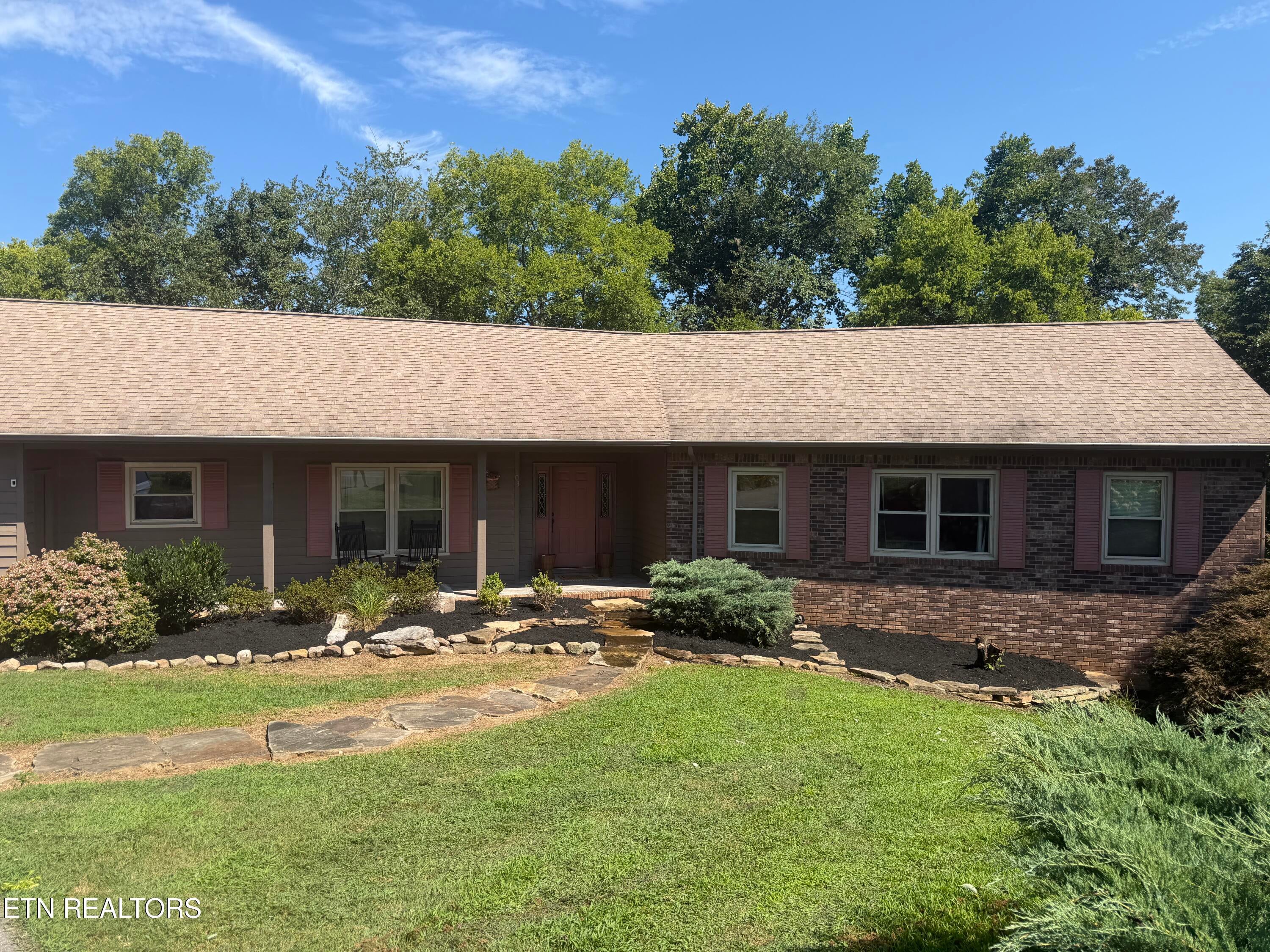103 Farmington Place