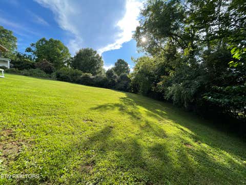 Tiny photo for 103 Farmington Place, Clinton, TN 37716 (MLS # 1348136)