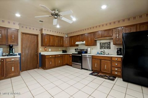 Tiny photo for 444 Chapman Village Drive, LaFollette, TN 37766 (MLS # 1346606)