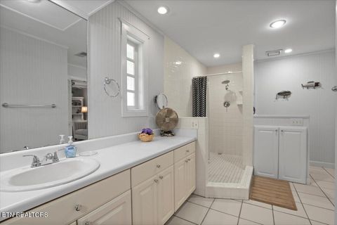 Tiny photo for 444 Chapman Village Drive, LaFollette, TN 37766 (MLS # 1346606)