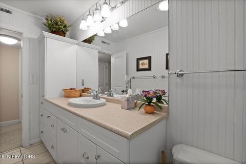 Tiny photo for 444 Chapman Village Drive, LaFollette, TN 37766 (MLS # 1346606)