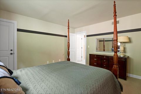 Tiny photo for 444 Chapman Village Drive, LaFollette, TN 37766 (MLS # 1346606)