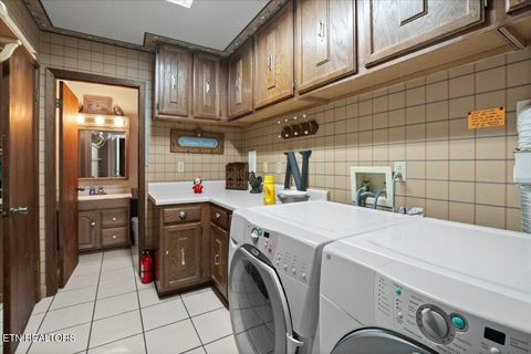Tiny photo for 444 Chapman Village Drive, LaFollette, TN 37766 (MLS # 1346606)