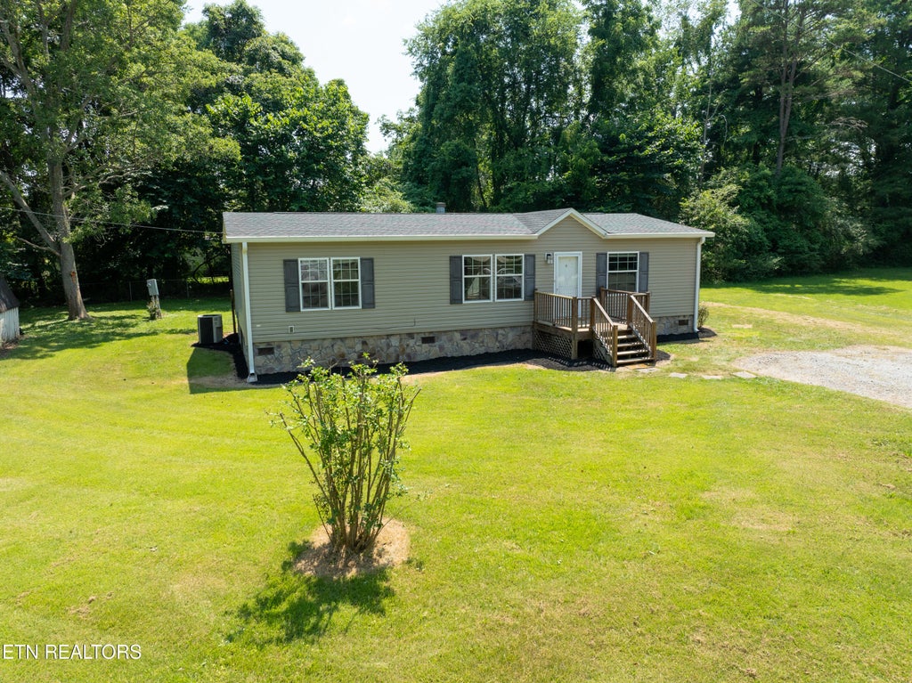 Photo of 132 Choctaw Drive, Spring City, TN 37381 (MLS # 1266845)