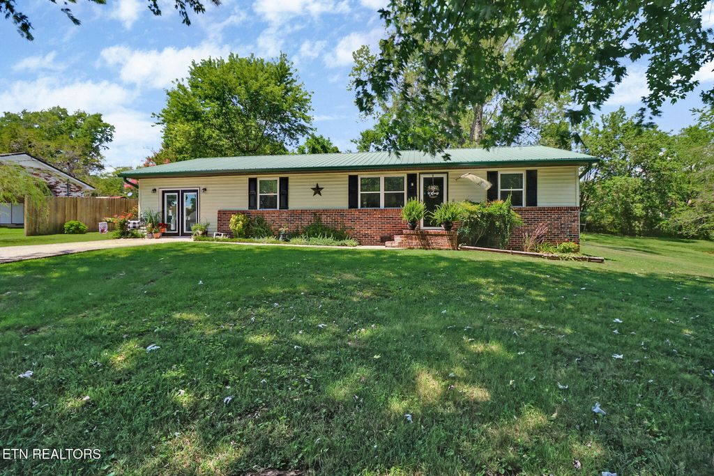 Photo of 111 Yale Drive, Rockwood, TN 37854 (MLS # 1312466)
