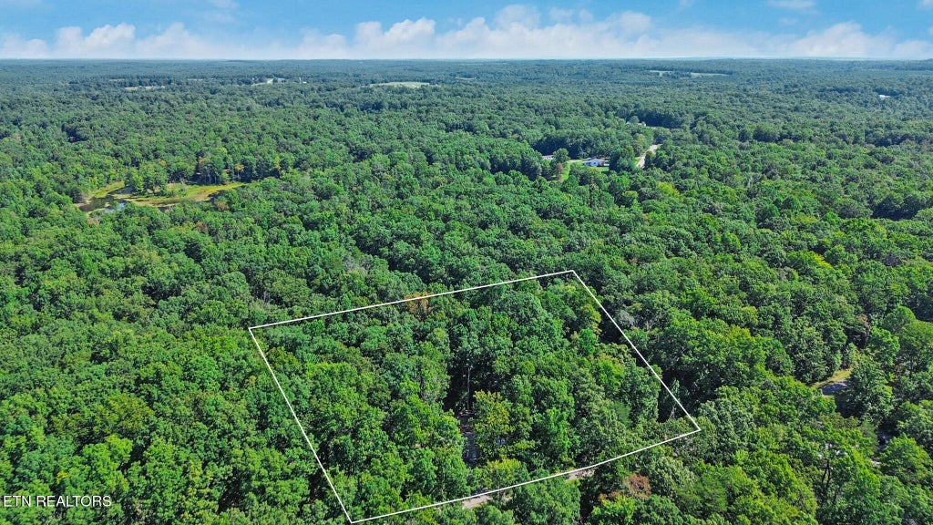 Photo of 244 Retreat Drive, Crossville, TN 38572 (MLS # 1353476)