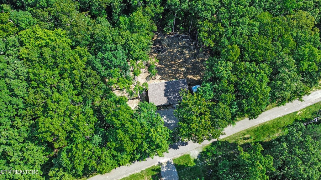 Photo of 244 Retreat Drive, Crossville, TN 38572 (MLS # 1353476)