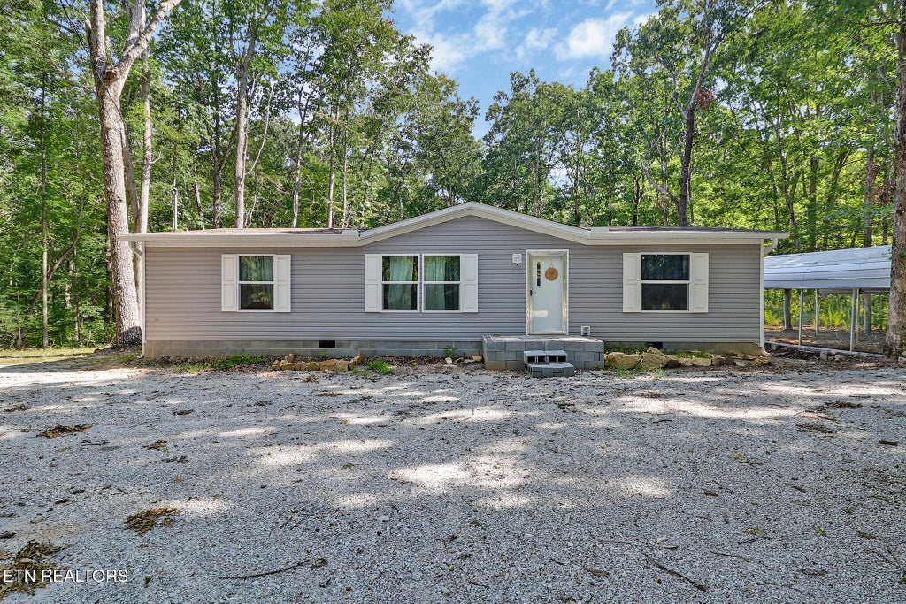 Photo of 244 Retreat Drive, Crossville, TN 38572 (MLS # 1353476)