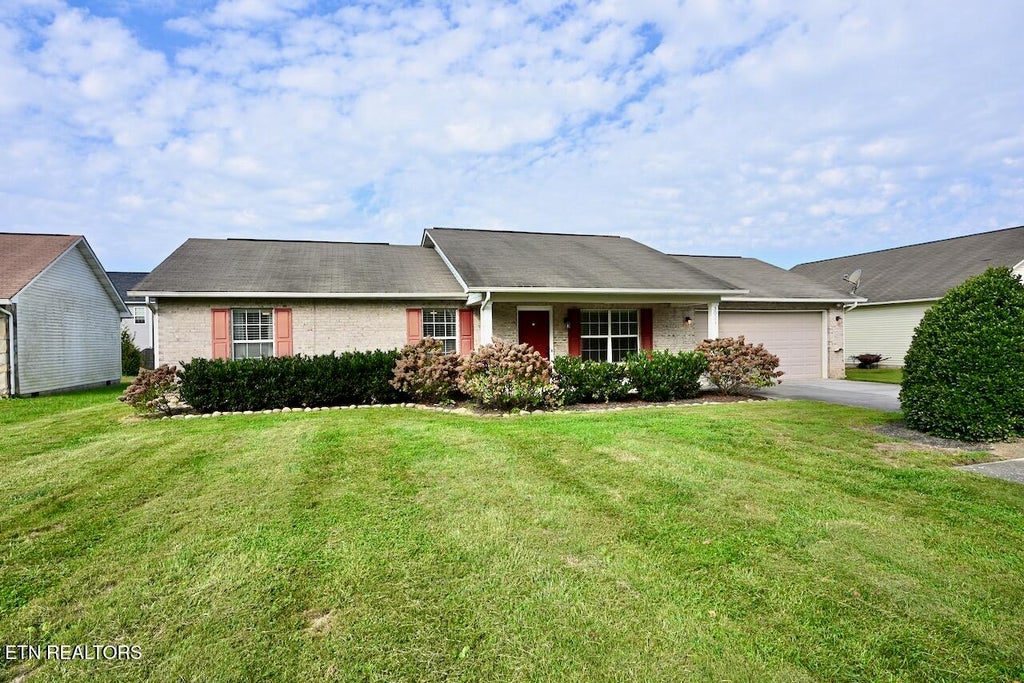 Photo of 3021 Best Rd, Maryville, TN 37803 (MLS # 1359281)