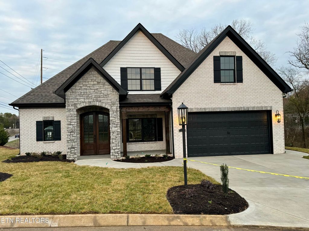 Photo of 904 Westland Creek Blvd, Knoxville, TN 37923 (MLS # 1234947)
