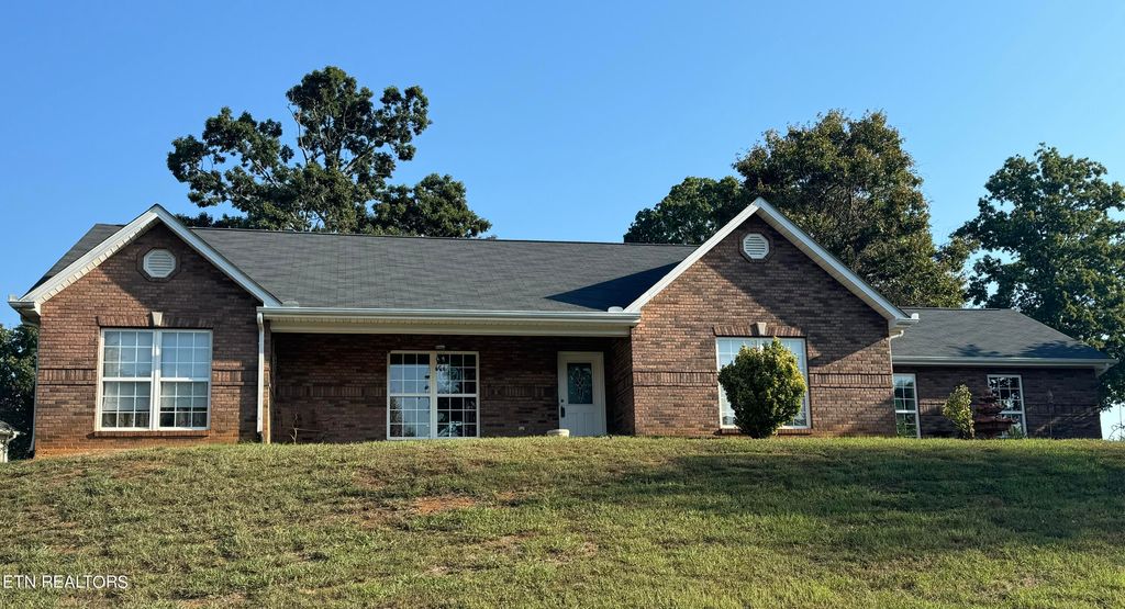Photo of 3661 Hurtgen Circle, Friendsville, TN 37737 (MLS # 1269035)