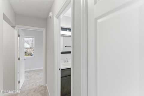 Tiny photo for 4007 Garden Drive, Knoxville, TN 37918 (MLS # 1324108)