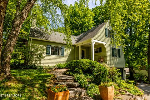 Photo of 510 Oakhurst Drive, Knoxville, TN 37919 (MLS # 1340226)