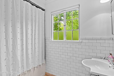 Tiny photo for 510 Oakhurst Drive, Knoxville, TN 37919 (MLS # 1340226)