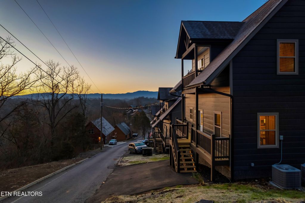 Photo of 2127 Eagle Feather Drive, Sevierville, TN 37876 (MLS # 1316637)